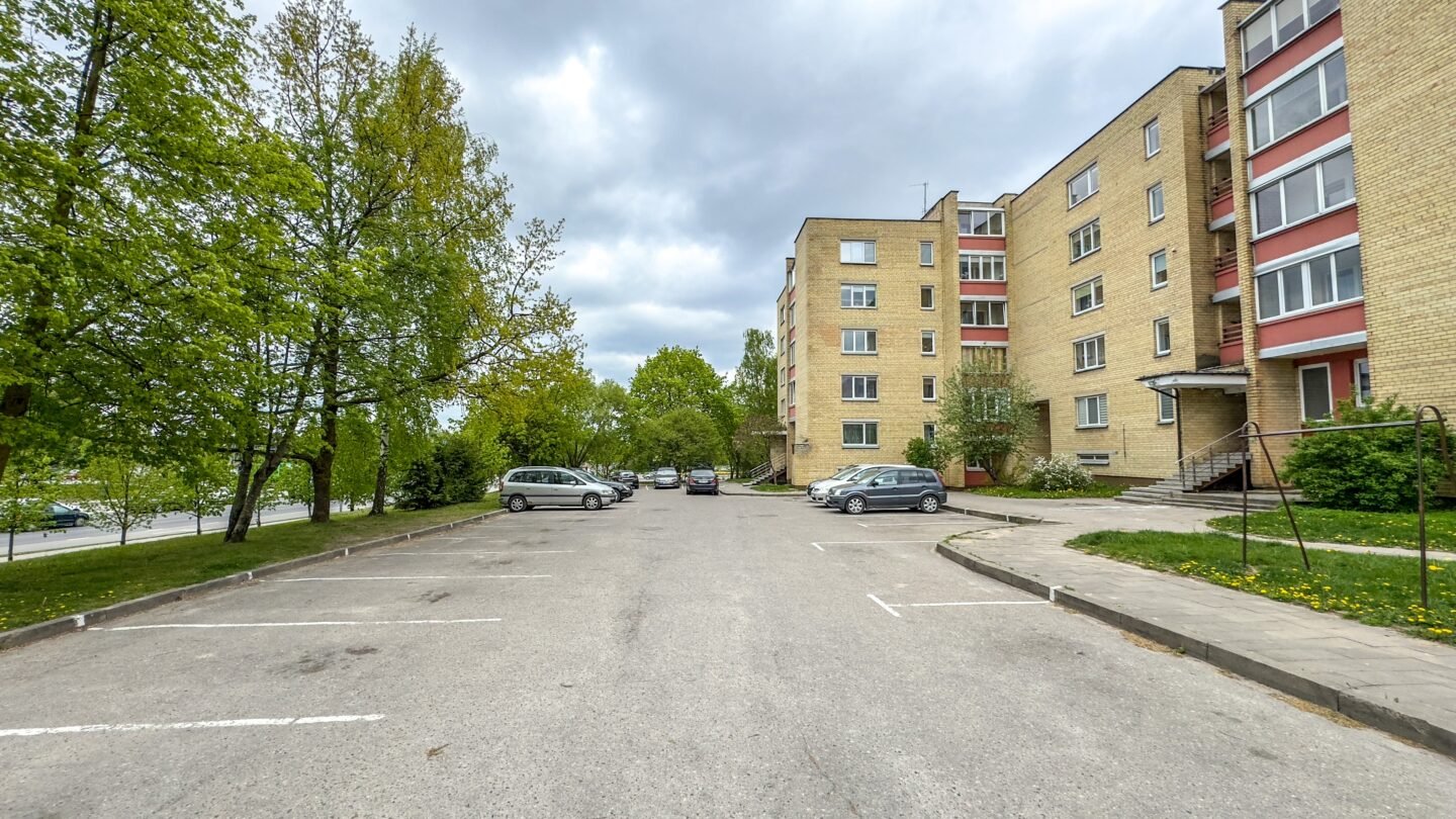 Parduodamas 2 kambarių butas Alytuje, Naujoji g.