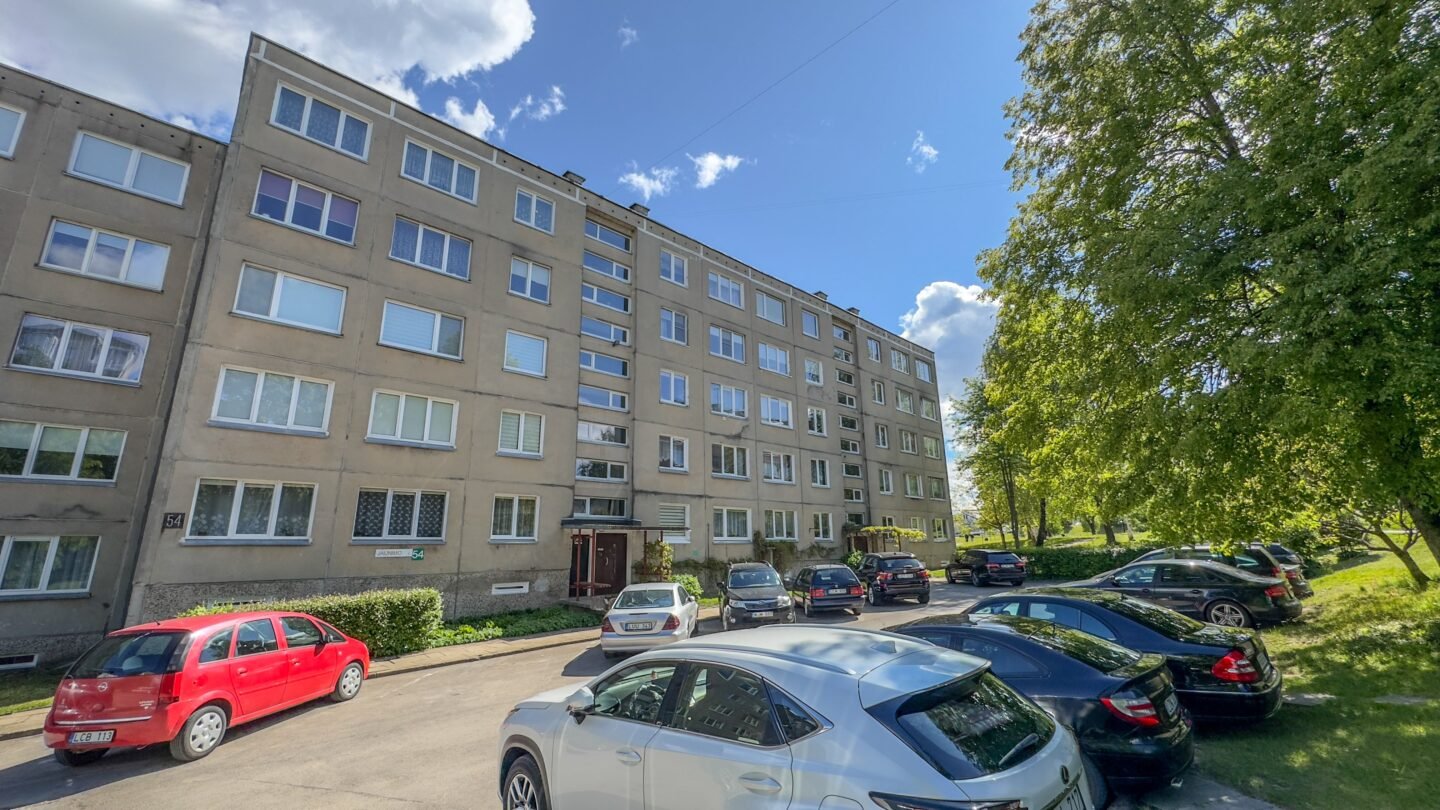 Parduodamas 3 kambarių butas Vidzgiryje, Jaunimo g.