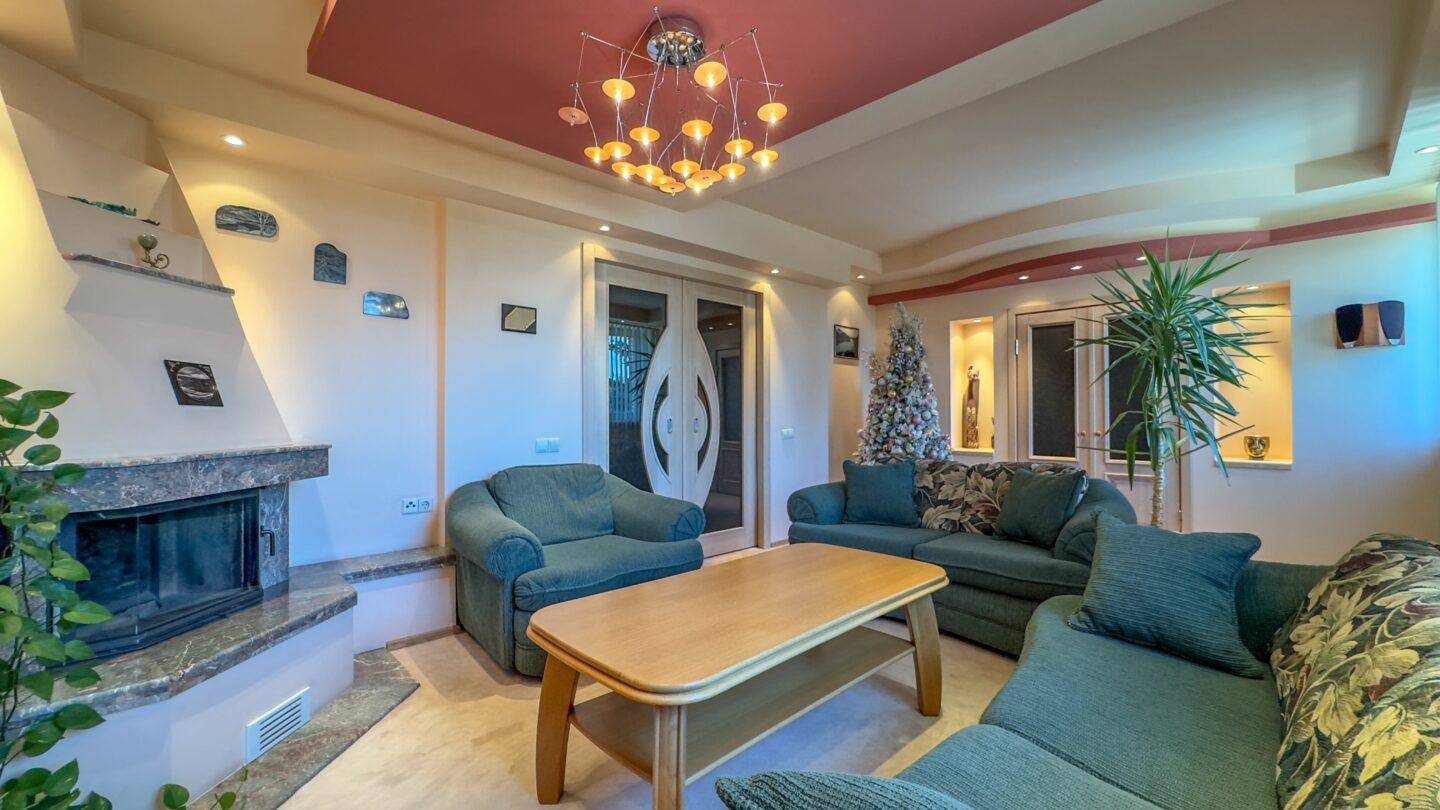 Paduodamas namas Alyatus rajone, Miklusėnų k.