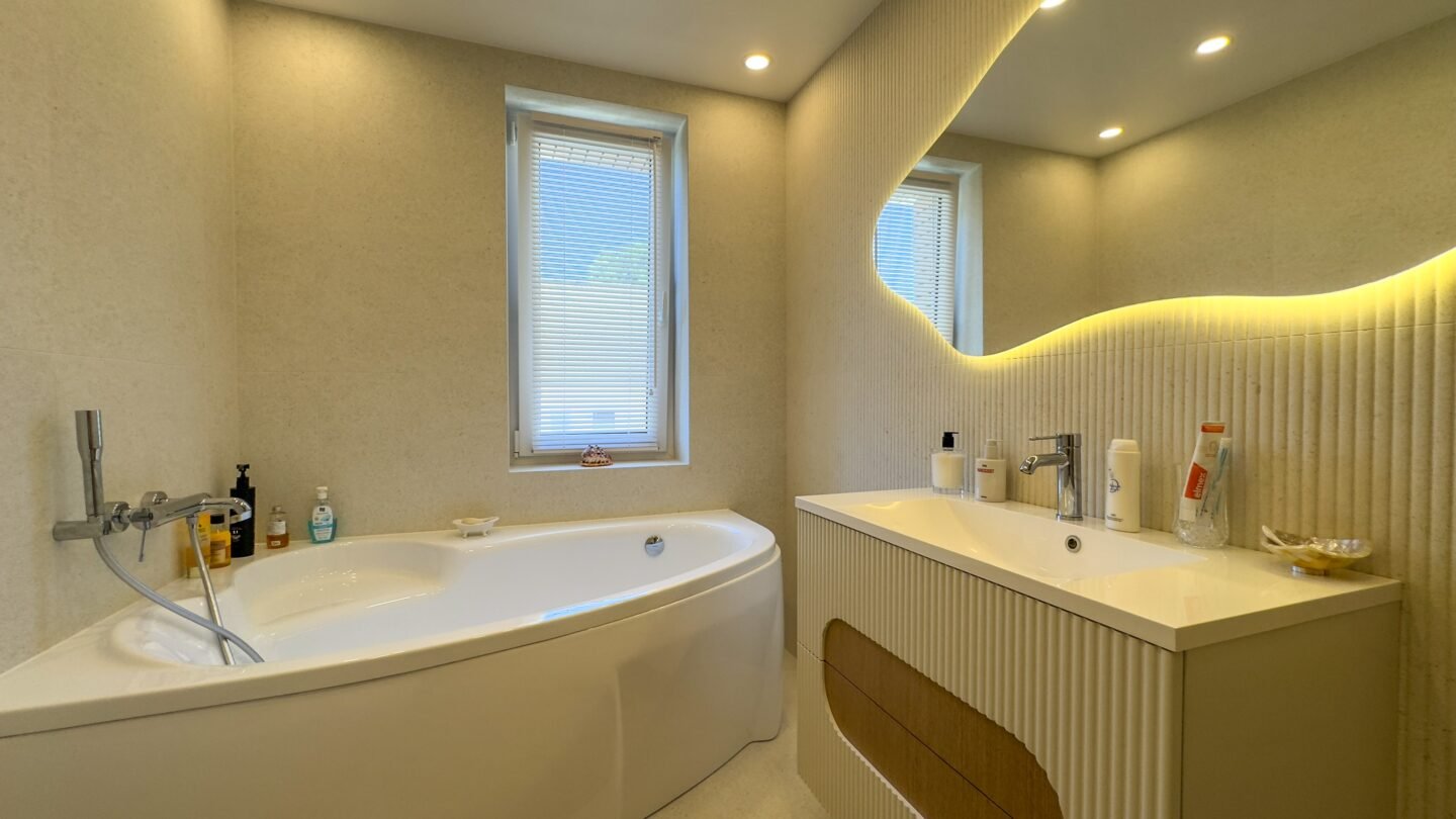 Paduodamas namas Alyatus rajone, Miklusėnų k.