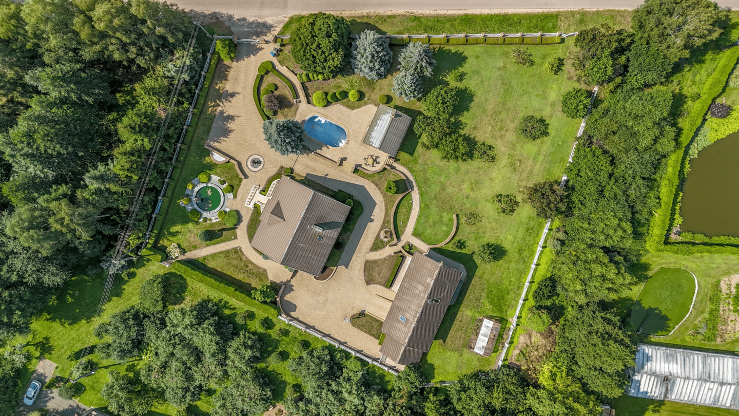 Paduodamas namas Alyatus rajone, Miklusėnų k.