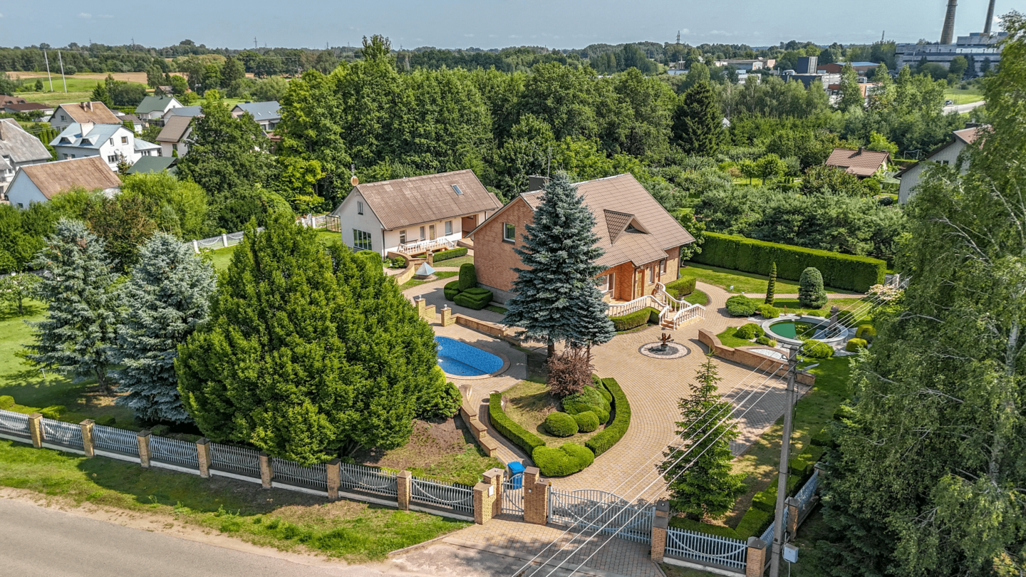 Paduodamas namas Alyatus rajone, Miklusėnų k.