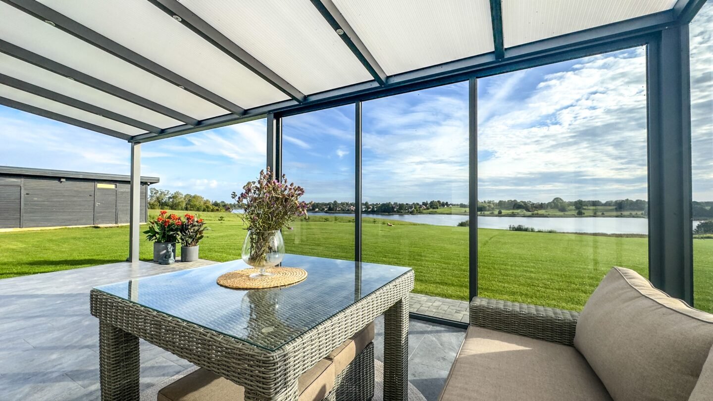 Parduodamas namas Alytaus rajone, ant Luksnėnų ežero kranto