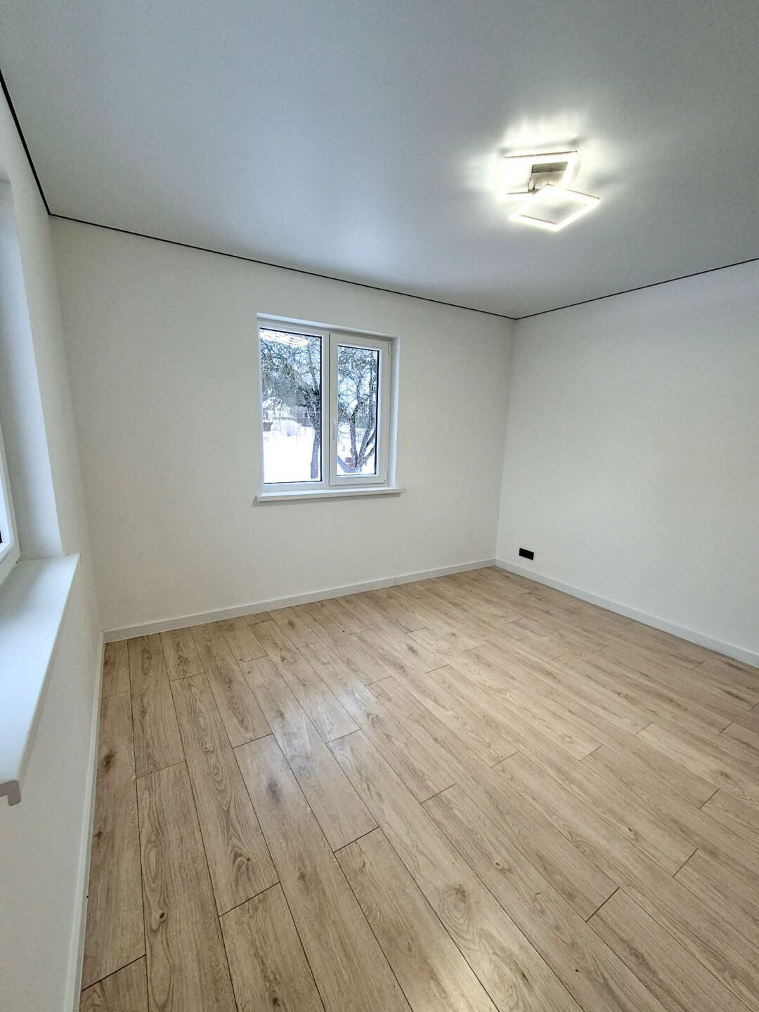 kitas-miegamasis-kambarys-name